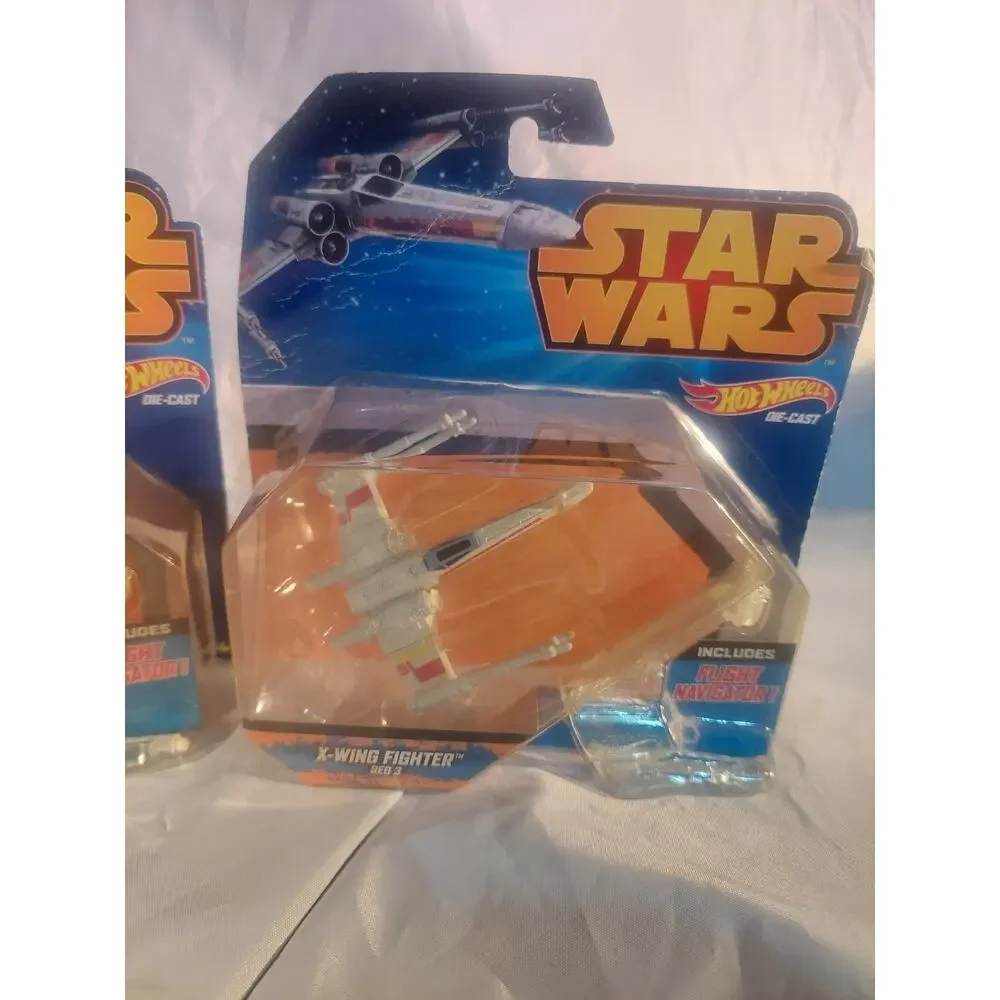 Hot Wheels Star Wars Set Of 3 Red 3 X-Wing Fighter, Ghost, Vulture Droid Sealed